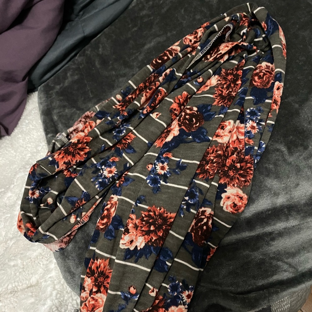 Torrid Scarf